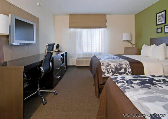 Holiday Inn Express Hotel & Suites Rogers By Ihg Стая снимка